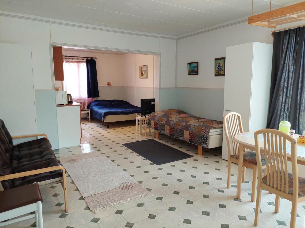 Lana Guest House Simpele Exterior foto